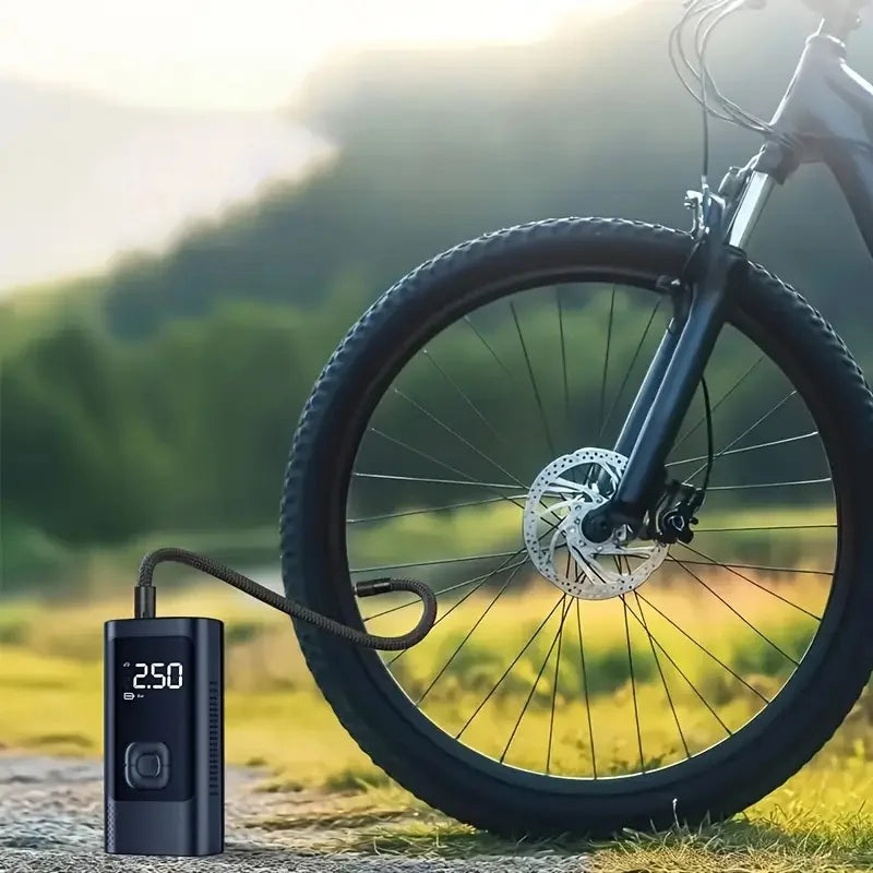 T300 Digital Tire Gauge with AAA Batteries